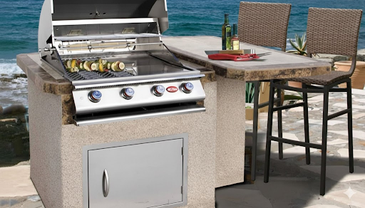 Outdoor Kitchen